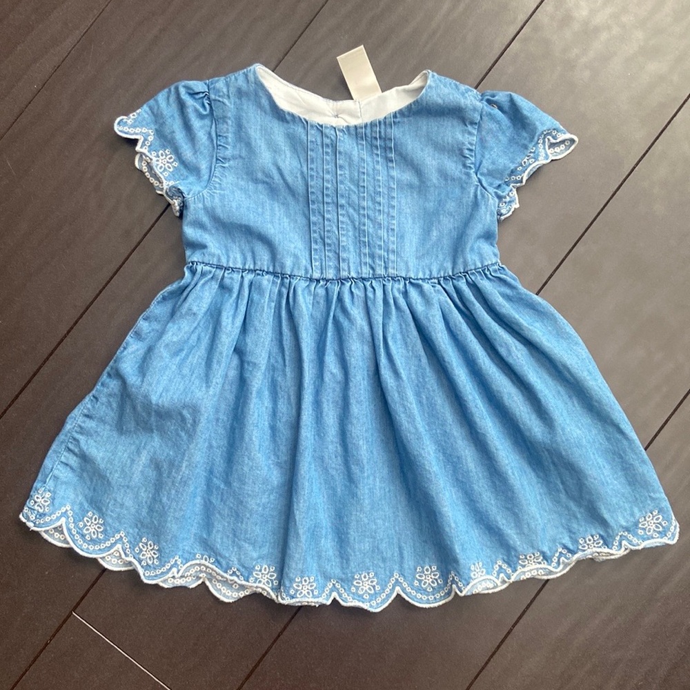 Baby B’gosh cap sleeve chambray eyelet lace hem & sleeve dress size 12M